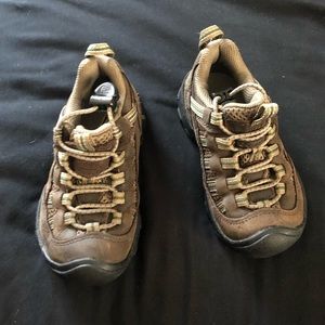 Toddler hiking boots